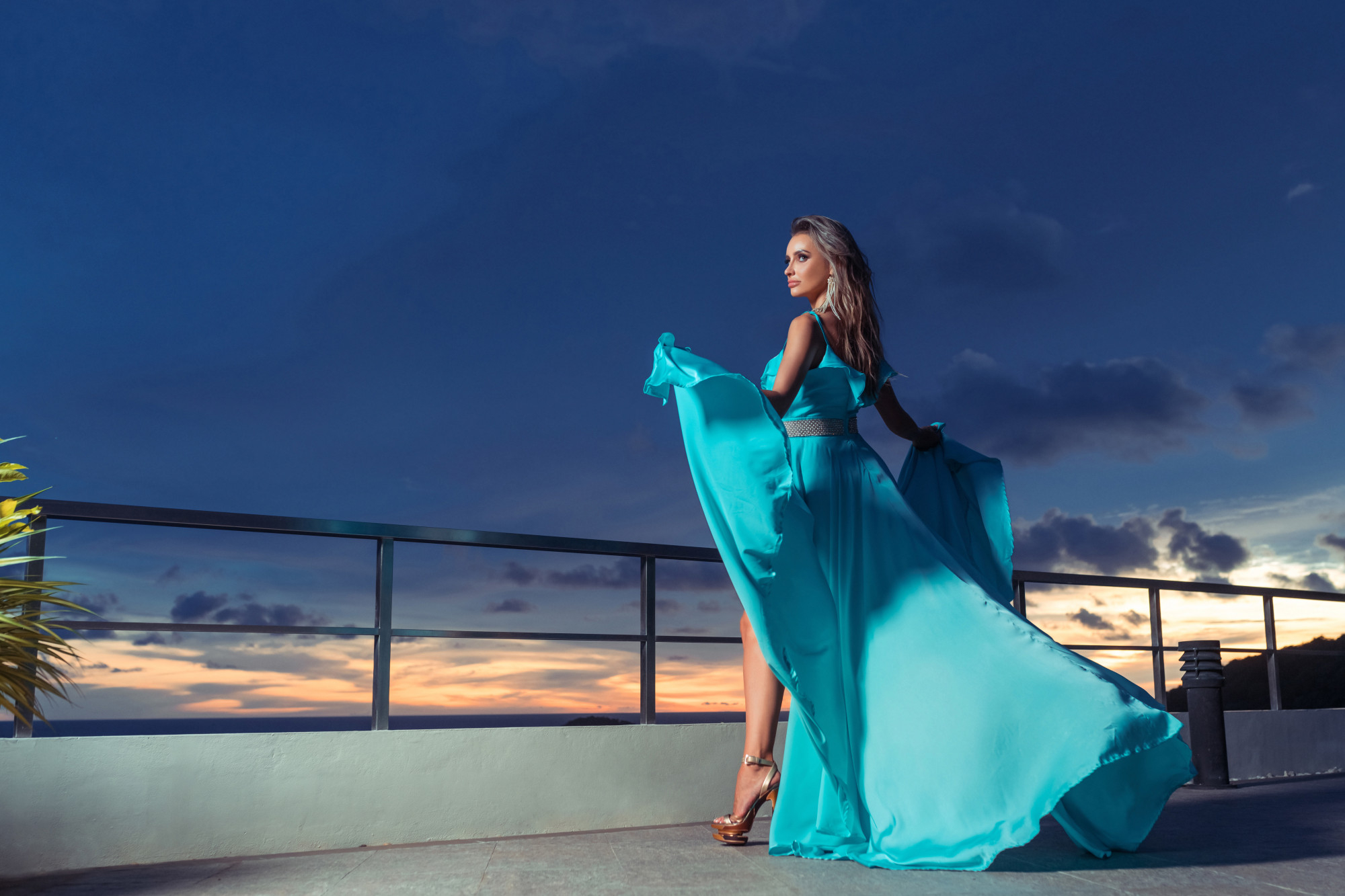 Rochii de seară spectaculoase – Cum să strălucești la evenimentele importante